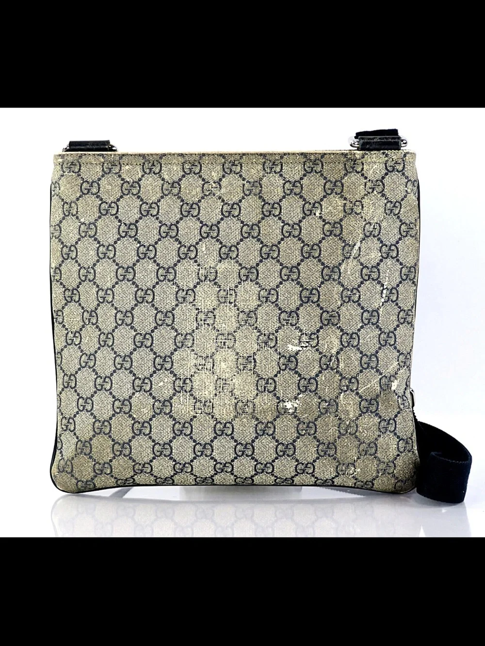 Gucci Beige and Black GG Supreme Messenger Bag